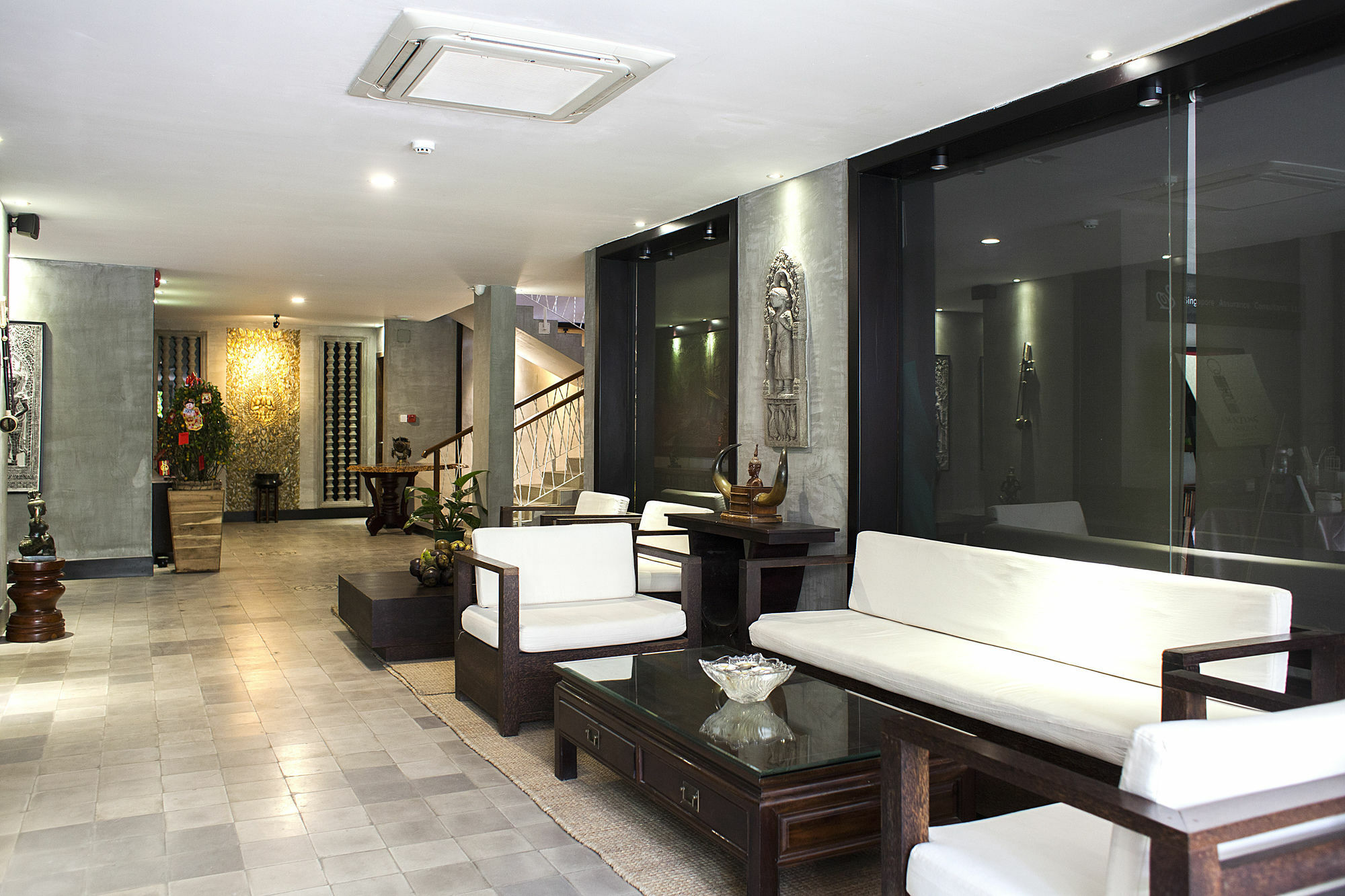 The Palm Boutique Hotel & Residence Phnom Penh Exterior photo
